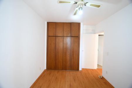 Apartamento à venda com 90m², 2 quartos e 1 vagaQuarto 2