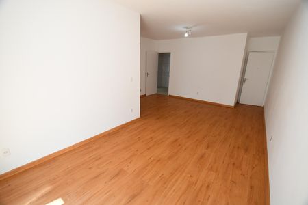 Apartamento à venda com 90m², 2 quartos e 1 vagaSala