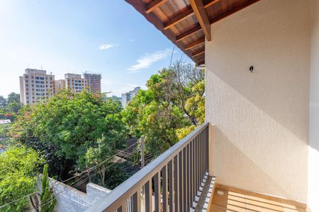 Casa à venda com 193m², 3 quartos e 1 vagaVaranda da suíte 1