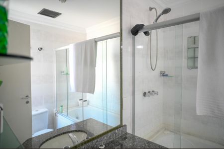 Apartamento à venda com 123m², 3 quartos e 2 vagasBanheiro - Suite 3