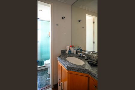 Apartamento à venda com 123m², 3 quartos e 2 vagasBanheiro - Suite 1