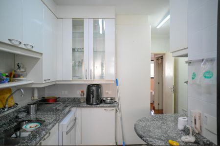 Apartamento à venda com 123m², 3 quartos e 2 vagasCozinha