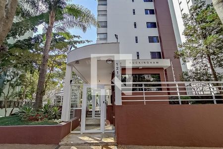 Apartamento à venda com 123m², 3 quartos e 2 vagasFachada