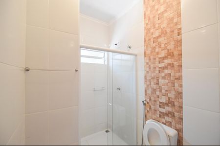Casa para alugar com 135m², 3 quartos e 2 vagas Casa para alugar com 135m², 3 quartos e 2 vagasQuarto 1 - Suíte Banheiro