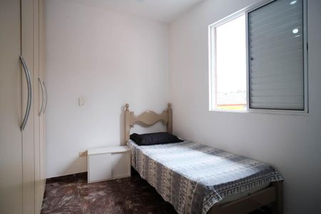 Casa à venda com 200m², 4 quartos e 4 vagas Casa à venda com 200m², 4 quartos e 4 vagasQuarto 1