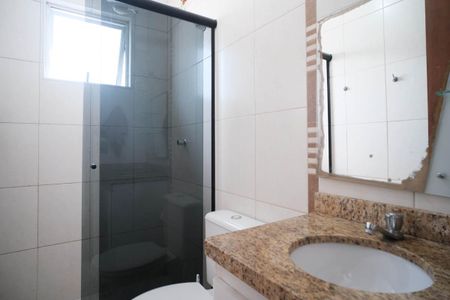 Casa à venda com 200m², 4 quartos e 4 vagas Casa à venda com 200m², 4 quartos e 4 vagasBanheiro 1