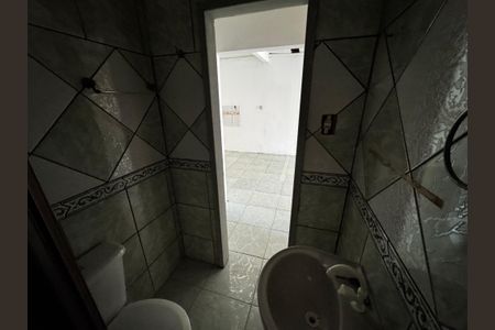 Casa à venda com 130m², 3 quartos e 1 vagaBanheiro