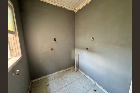 Casa à venda com 130m², 3 quartos e 1 vagaQuarto de Serviço