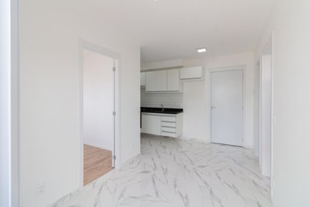 Sala - Cozinha de apartamento para alugar com 2 quartos, 40m² em Vila Gomes, São Paulo