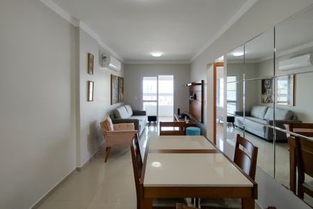Apartamento para alugar com 70m², 2 quartos e 1 vagaSala