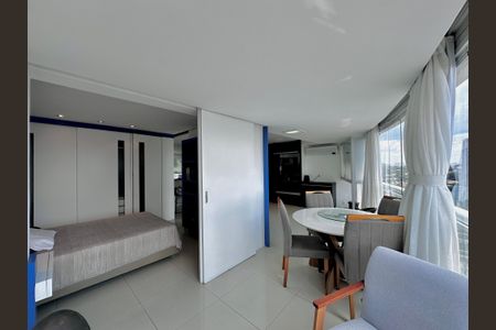 Apartamento para alugar com 54m², 1 quarto e 1 vagaSacada