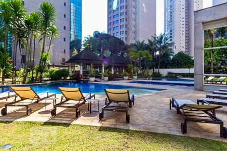 Apartamento para alugar com 54m², 1 quarto e 1 vagaÁrea comum - Piscina