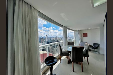 Apartamento para alugar com 54m², 1 quarto e 1 vagaSacada