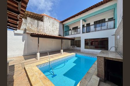 Apartamento à venda com 220m², 3 quartos e 3 vagas Apartamento à venda com 220m², 3 quartos e 3 vagasÁrea externa