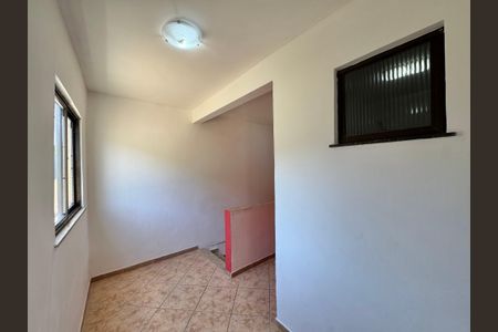 Apartamento à venda com 220m², 3 quartos e 3 vagas Apartamento à venda com 220m², 3 quartos e 3 vagasHall Íntimo