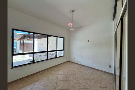 Apartamento à venda com 220m², 3 quartos e 3 vagas Apartamento à venda com 220m², 3 quartos e 3 vagasQuarto 2