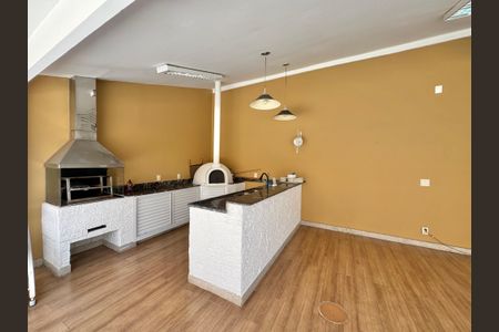 Casa de condomínio para alugar com 550m², 6 quartos e 6 vagas Casa de condomínio para alugar com 550m², 6 quartos e 6 vagasÁrea externa