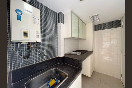 Casa de condomínio para alugar com 550m², 6 quartos e 6 vagas Casa de condomínio para alugar com 550m², 6 quartos e 6 vagasÁrea de Serviço