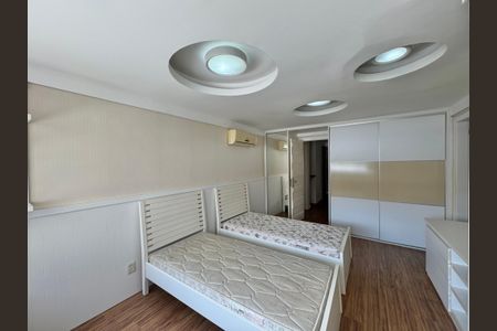 Casa de condomínio para alugar com 550m², 6 quartos e 6 vagas Casa de condomínio para alugar com 550m², 6 quartos e 6 vagasSuíte 5