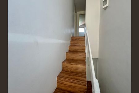 Casa de condomínio para alugar com 550m², 6 quartos e 6 vagas Casa de condomínio para alugar com 550m², 6 quartos e 6 vagasAcesso Sotão