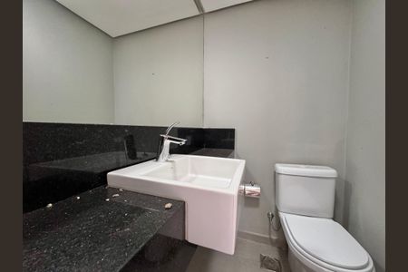 Casa de condomínio para alugar com 550m², 6 quartos e 6 vagas Casa de condomínio para alugar com 550m², 6 quartos e 6 vagas Lavabo