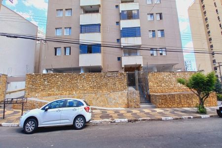Apartamento à venda com 156m², 4 quartos e 2 vagas Apartamento à venda com 156m², 4 quartos e 2 vagasFachada do Prédio