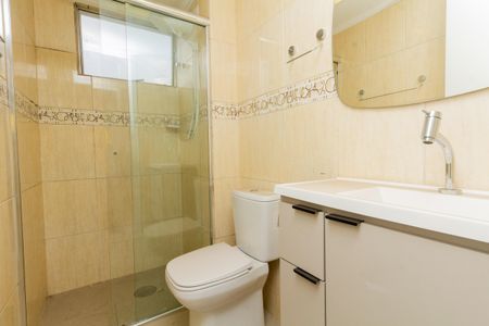 Apartamento para alugar com 55m², 2 quartos e 1 vaga Apartamento para alugar com 55m², 2 quartos e 1 vagaBanheiro