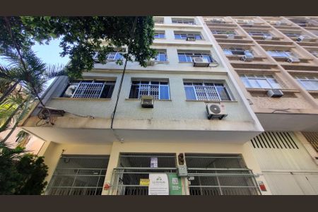 Apartamento à venda com 135m², 3 quartos e 1 vagaFachada
