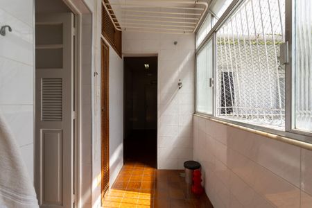 Apartamento à venda com 135m², 3 quartos e 1 vagaÁrea de Serviço