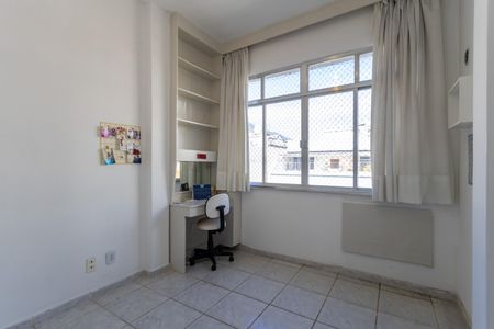 Apartamento à venda com 135m², 3 quartos e 1 vagaQuarto 2