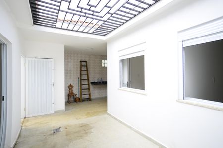 Casa para alugar com 190m², 2 quartos e 4 vagasQuintal