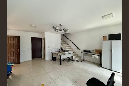 Sala de casa à venda com 3 quartos, 180m² em Vila Cruzeiro, São Paulo