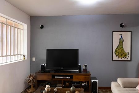 Casa para alugar com 120m², 2 quartos e 1 vaga Casa para alugar com 120m², 2 quartos e 1 vagaSala