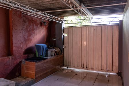 Casa para alugar com 120m², 2 quartos e 1 vaga Casa para alugar com 120m², 2 quartos e 1 vagaGaragem
