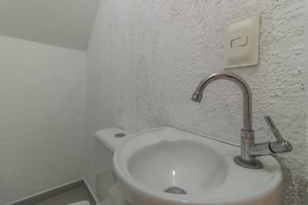 Casa para alugar com 150m², 4 quartos e 2 vagas Casa para alugar com 150m², 4 quartos e 2 vagasLavabo