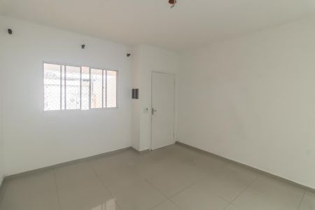 Casa para alugar com 150m², 4 quartos e 2 vagas Casa para alugar com 150m², 4 quartos e 2 vagasSala