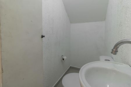 Casa para alugar com 150m², 4 quartos e 2 vagas Casa para alugar com 150m², 4 quartos e 2 vagasLavabo