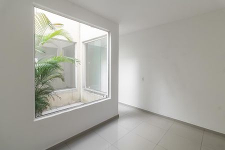 Casa para alugar com 150m², 4 quartos e 2 vagas Casa para alugar com 150m², 4 quartos e 2 vagasSala 2