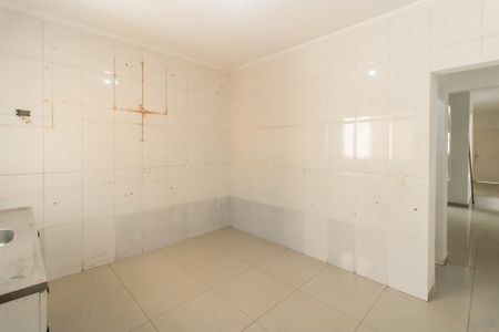 Casa para alugar com 150m², 4 quartos e 2 vagas Casa para alugar com 150m², 4 quartos e 2 vagasCozinha