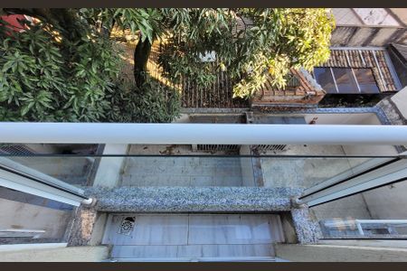 Apartamento à venda com 110m², 2 quartos e 1 vaga Apartamento à venda com 110m², 2 quartos e 1 vagaVista