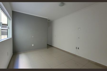 Apartamento à venda com 110m², 2 quartos e 1 vaga Apartamento à venda com 110m², 2 quartos e 1 vagaSala