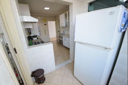 Apartamento para alugar com 112m², 3 quartos e 1 vagaÁrea de Serviço