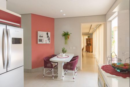 Casa para alugar com 405m², 3 quartos e 2 vagasCozinha