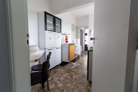 Casa à venda com 208m², 6 quartos e 4 vagas Casa à venda com 208m², 6 quartos e 4 vagasCozinha