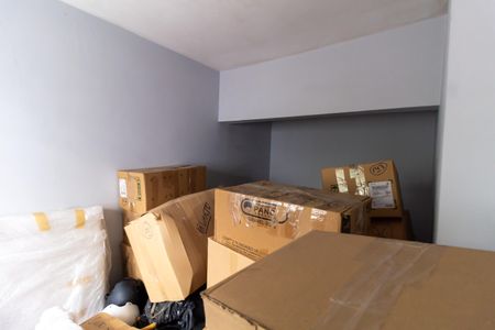 Casa à venda com 208m², 6 quartos e 4 vagas Casa à venda com 208m², 6 quartos e 4 vagasQuarto 2