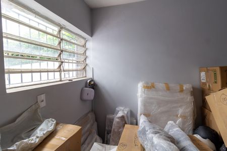 Casa à venda com 208m², 6 quartos e 4 vagas Casa à venda com 208m², 6 quartos e 4 vagasQuarto 2