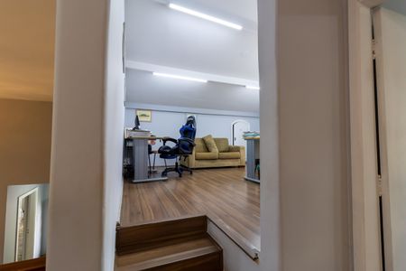 Casa à venda com 208m², 6 quartos e 4 vagas Casa à venda com 208m², 6 quartos e 4 vagasQuarto 6