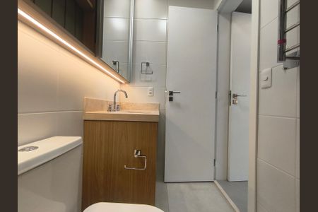 Apartamento à venda com 170m², 2 quartos e 2 vagasBnaheiro da Suíte 2