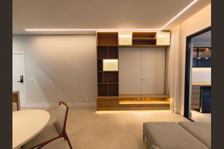 Apartamento à venda com 170m², 2 quartos e 2 vagasSala