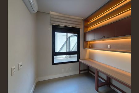 Apartamento à venda com 170m², 2 quartos e 2 vagasSuíte 2